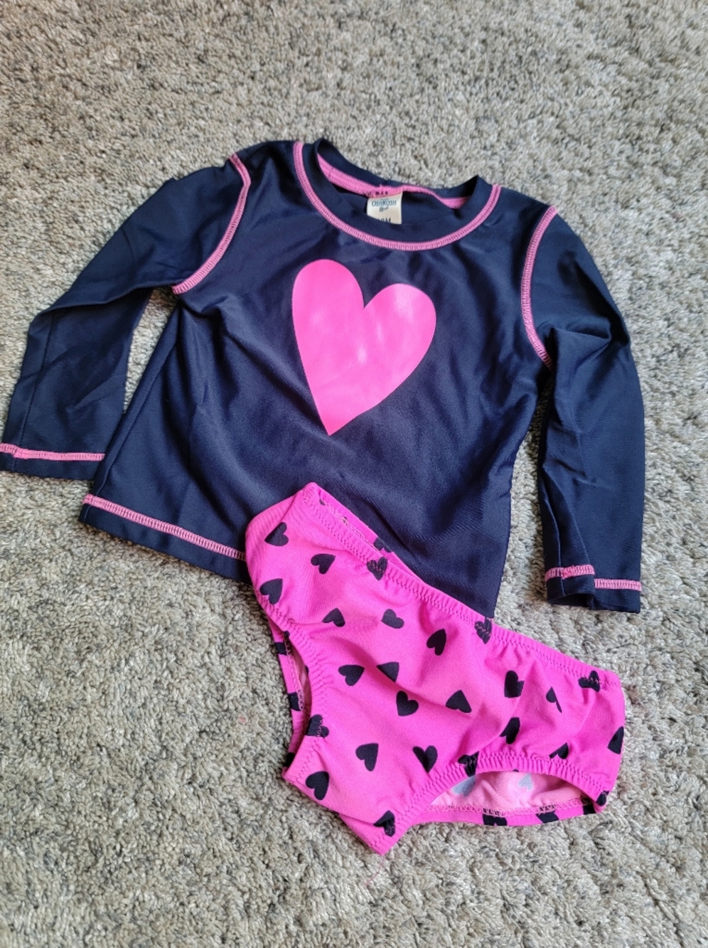 OshKosh B'gosh Navy and Hot Pink Girls Two-Piece Swim Set with Heart Print 18M